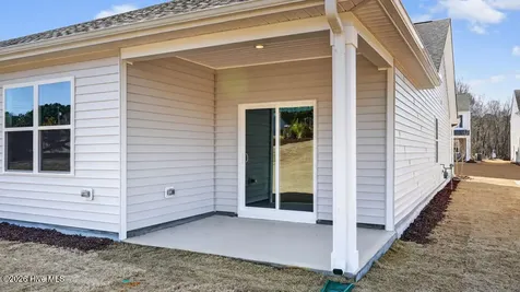 250 Lake Tyler Drive New Bern NC 28560