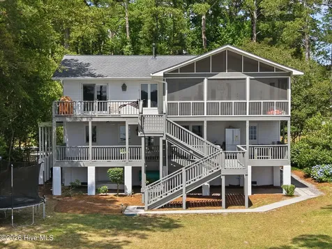 308 Sunnyside Drive Washington NC 27889