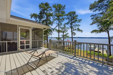 308 Sunnyside Drive Washington NC 27889