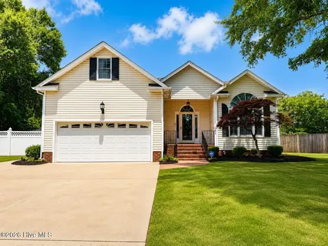 101 White Oak Drive Greenville NC 27858