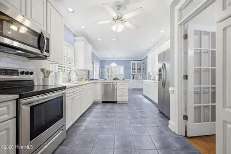 101 White Oak Drive Greenville NC 27858