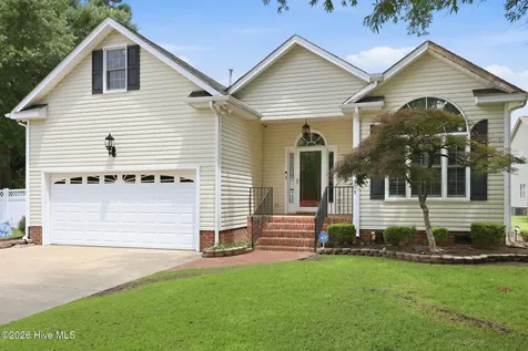 101 White Oak Drive Greenville NC 27858