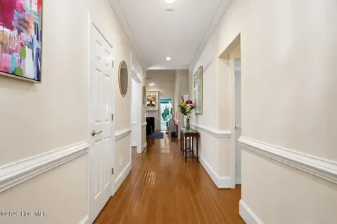 101 White Oak Drive Greenville NC 27858