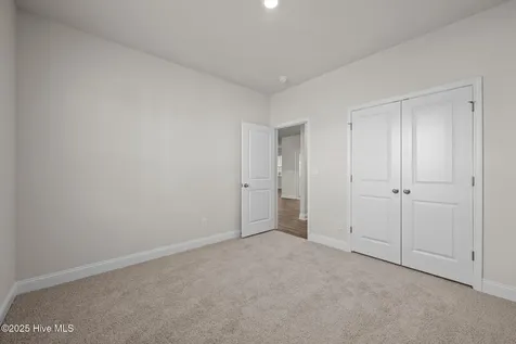 253 Lake Tyler Drive New Bern NC 28560