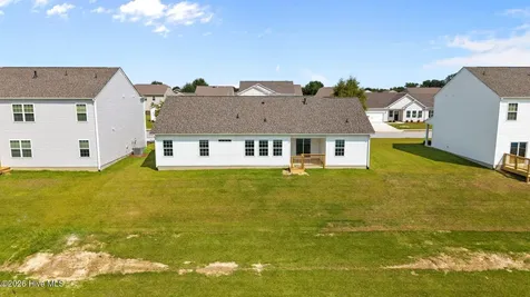 253 Lake Tyler Drive New Bern NC 28560
