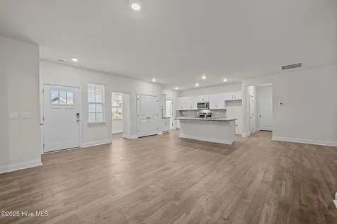 253 Lake Tyler Drive New Bern NC 28560