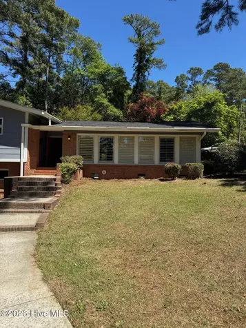 2224 Mirror Lake Drive Fayetteville NC 28303
