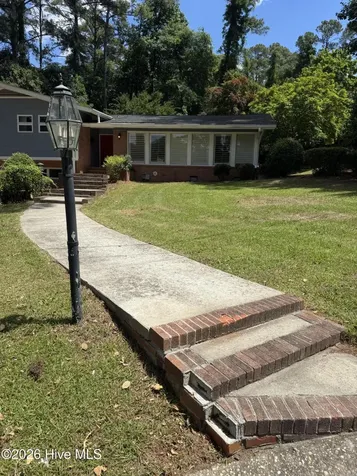 2224 Mirror Lake Drive Fayetteville NC 28303