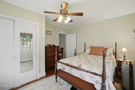 806 Maple Street Elizabeth City NC 27909