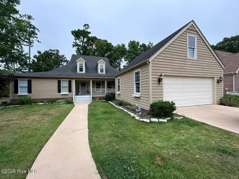 104 Chowan Circle Hertford NC 27944