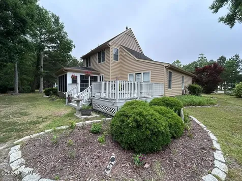 104 Chowan Circle Hertford NC 27944