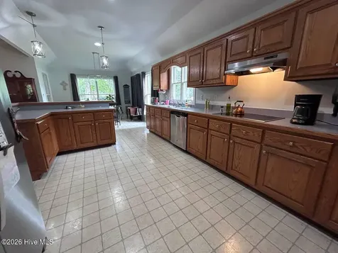104 Chowan Circle Hertford NC 27944