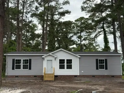 1869 Mission Hills Drive Wilmington NC 28405