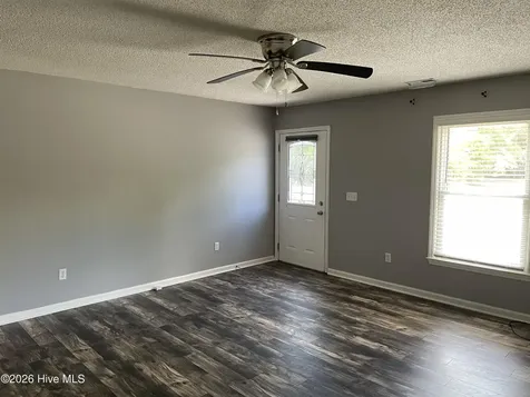 1136 Long Leaf Road Southport NC 28461
