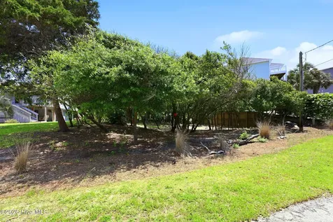 104 Purdie Drive Emerald Isle NC 28594