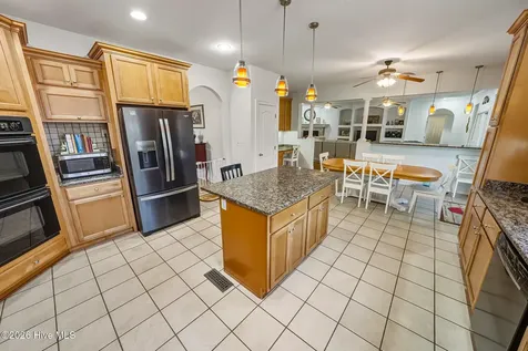 906 Broomfield Trail Elizabeth City NC 27909