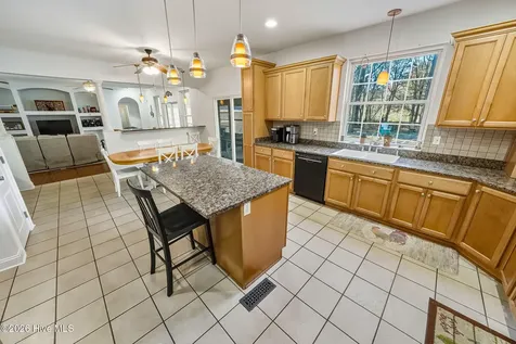 906 Broomfield Trail Elizabeth City NC 27909