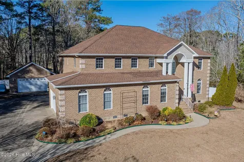 906 Broomfield Trail Elizabeth City NC 27909