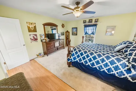 906 Broomfield Trail Elizabeth City NC 27909