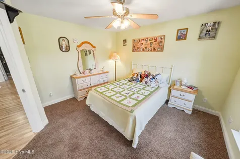 906 Broomfield Trail Elizabeth City NC 27909