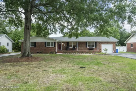 810 Bragg Drive Wilmington NC 28409