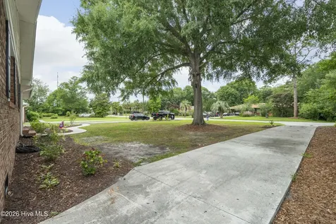 810 Bragg Drive Wilmington NC 28409
