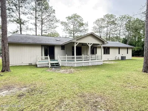 315 W Craven Avenue Pinebluff NC 28373