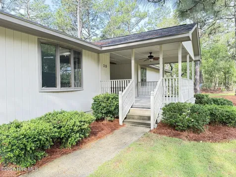 315 W Craven Avenue Pinebluff NC 28373