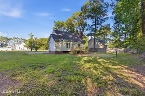 127 Hillingdale Drive Washington NC 27889