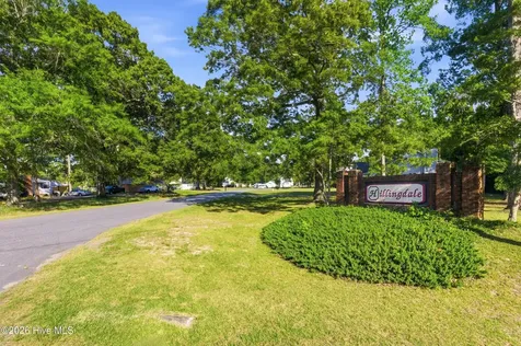 127 Hillingdale Drive Washington NC 27889