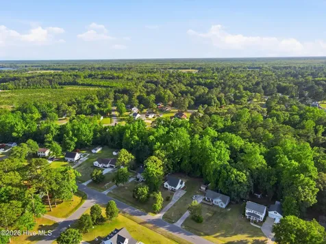 127 Hillingdale Drive Washington NC 27889