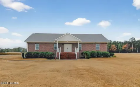 5547 Woodbridge Road Wilson NC 27893