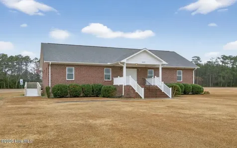 5547 Woodbridge Road Wilson NC 27893