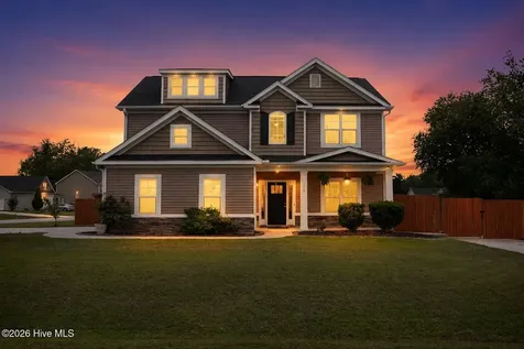 114 Bellchase Drive Jacksonville NC 28540
