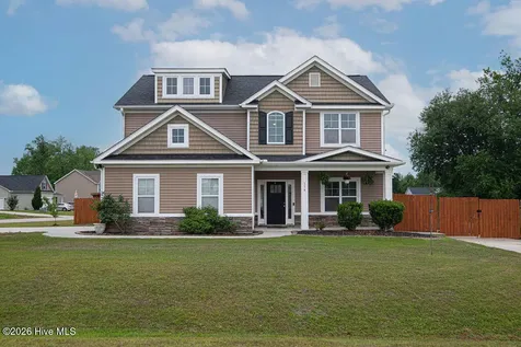 114 Bellchase Drive Jacksonville NC 28540