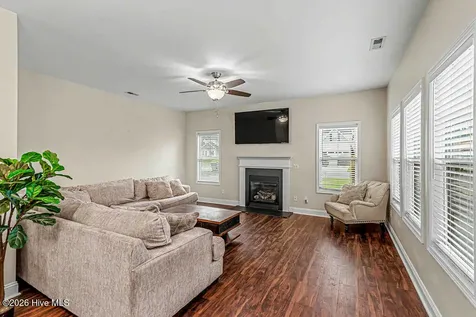 114 Bellchase Drive Jacksonville NC 28540
