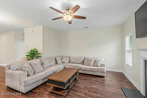 114 Bellchase Drive Jacksonville NC 28540