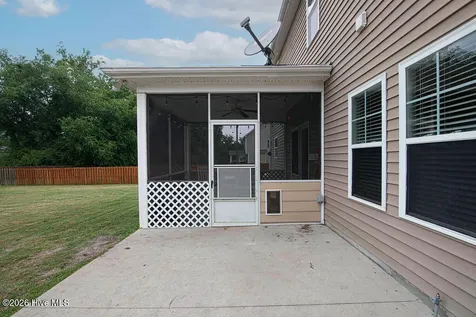 114 Bellchase Drive Jacksonville NC 28540