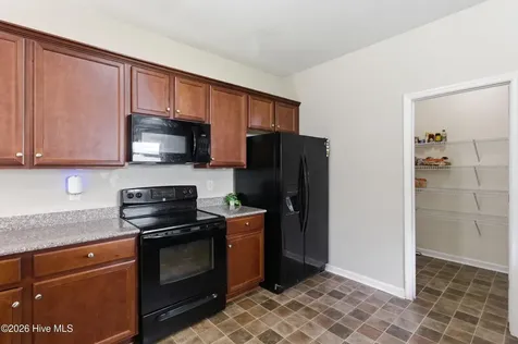 3279 Austin Avenue New Bern NC 28562