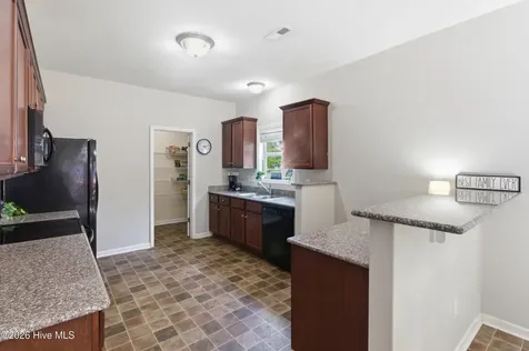 3279 Austin Avenue New Bern NC 28562