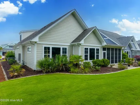 1387 Star Grass Way Leland NC 28451