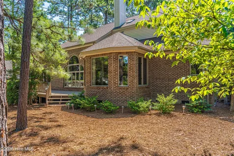 11 Squires Lane Pinehurst NC 28374