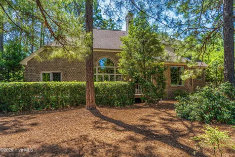 11 Squires Lane Pinehurst NC 28374