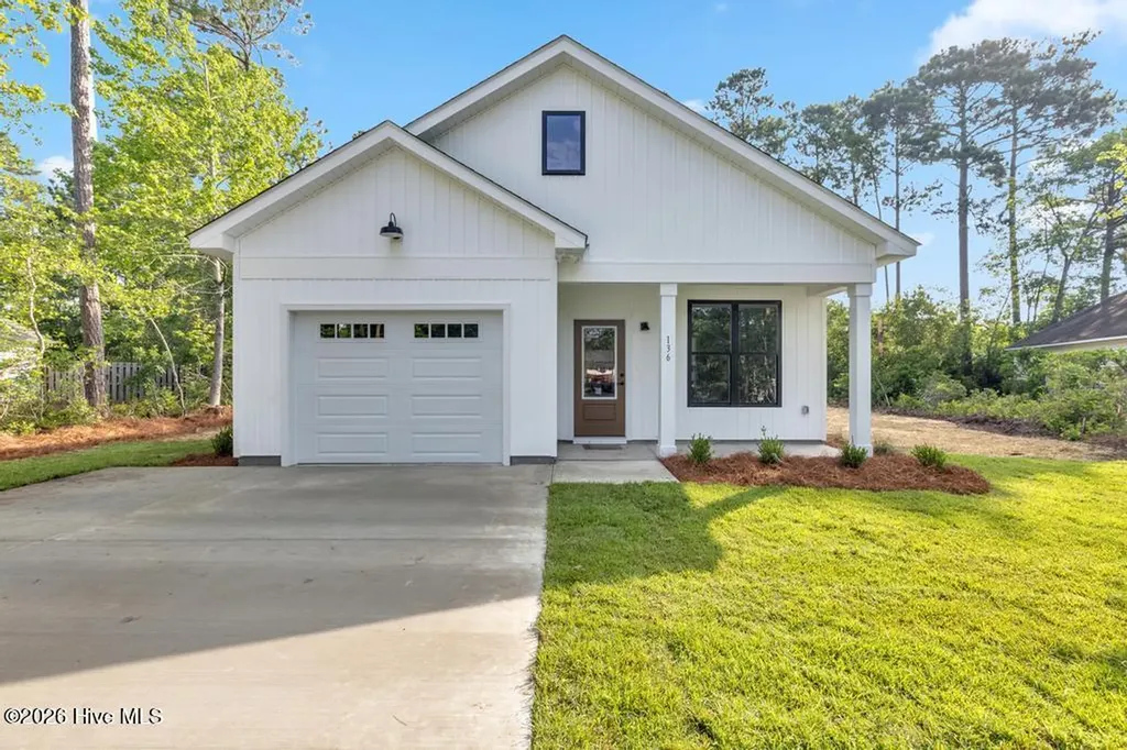 302 Pine Court Hampstead NC 28443