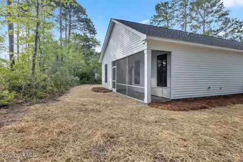 302 Pine Court Hampstead NC 28443