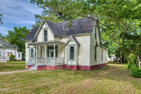 809 Church Street Scotland Neck NC 27874