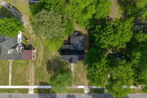 809 Church Street Scotland Neck NC 27874