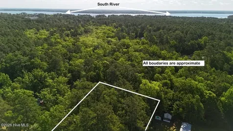 126 Deer Trail Beaufort NC 28516