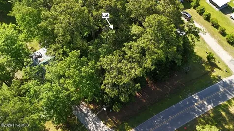 126 Deer Trail Beaufort NC 28516