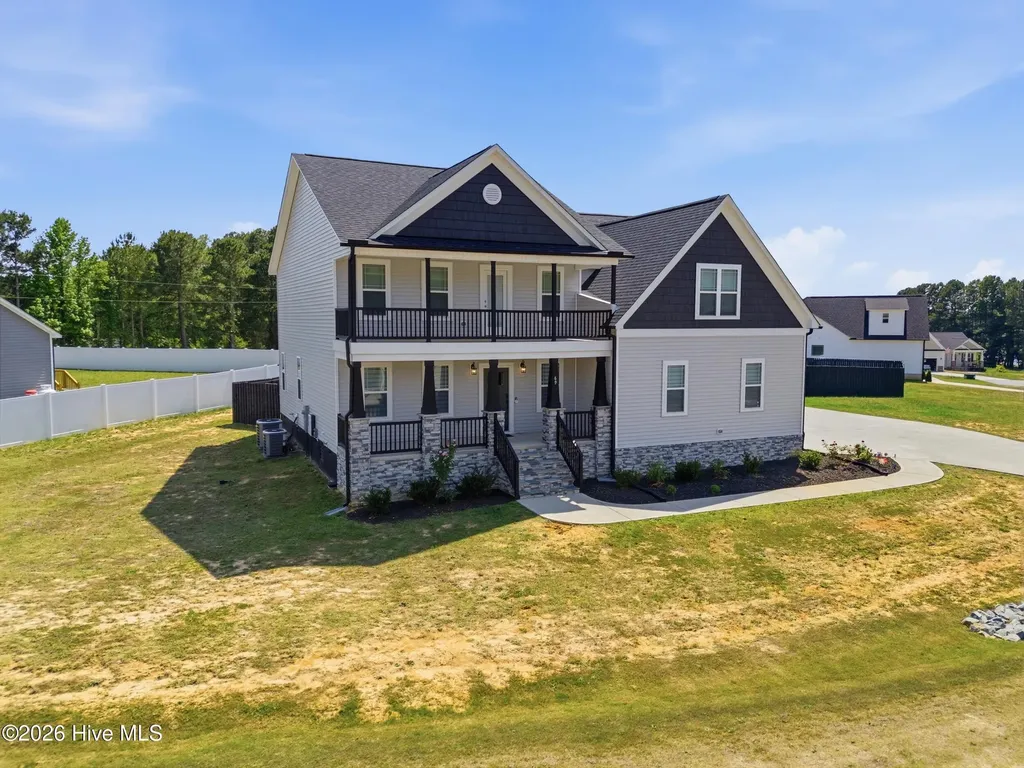 69 Red Rocks Circle Benson NC 27504